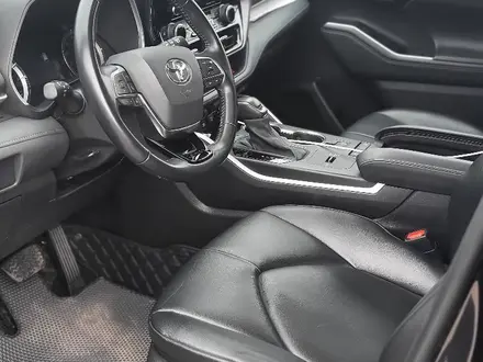 Toyota Highlander 2021 года за 18 000 000 тг. в Актобе – фото 6
