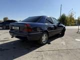 Mercedes-Benz C 280 1994 годаүшін2 100 000 тг. в Тараз – фото 4