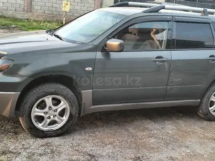 Mitsubishi Outlander 2003 года за 3 650 001 тг. в Шымкент