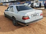 Mercedes-Benz E 200 1993 года за 1 000 000 тг. в Астана – фото 4