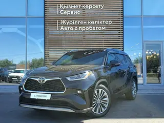 Toyota Highlander Luxe