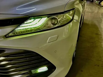 Toyota Camry 2019 года за 14 500 000 тг. в Астана – фото 3