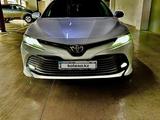 Toyota Camry 2019 года за 15 500 000 тг. в Астана