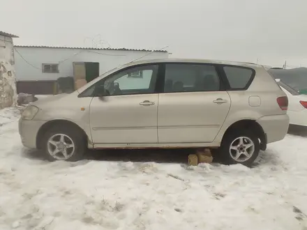 Toyota Avensis Verso 2003 года за 3 200 000 тг. в Шубаркудук