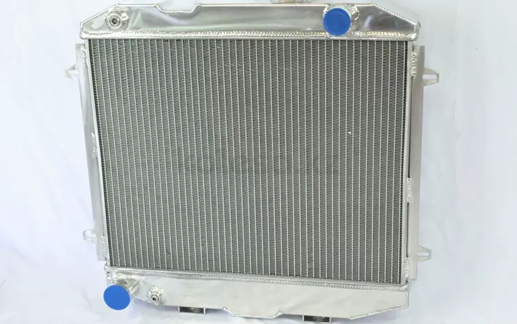 Радиатор алюминиевый УАЗ 469 70мм MT AJS за 79 843 тг. в Алматы