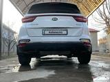 Kia Sportage 2021 года за 11 880 000 тг. в Алматы – фото 2