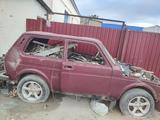 ВАЗ (Lada) Lada 2121 2001 годаүшін250 000 тг. в Актау