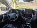 Toyota Land Cruiser 2016 годаүшін29 900 000 тг. в Усть-Каменогорск – фото 12
