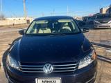 Volkswagen Passat 2013 года за 4 500 000 тг. в Актау – фото 2