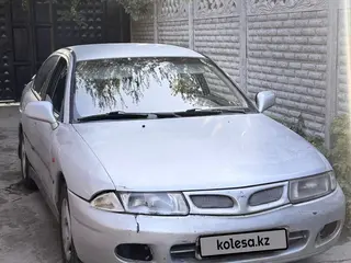 Mitsubishi Carisma, 1996