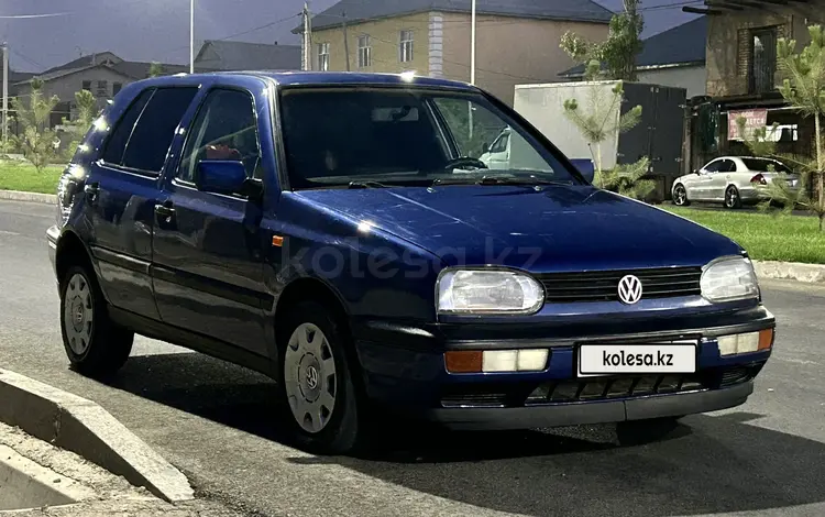 Volkswagen Golf 1995 года за 1 850 000 тг. в Шымкент