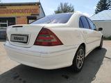 Mercedes-Benz C 200 2005 годаүшін3 900 000 тг. в Усть-Каменогорск – фото 3