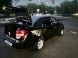 ВАЗ (Lada) Granta 2190 2015 годаүшін3 500 000 тг. в Семей – фото 3