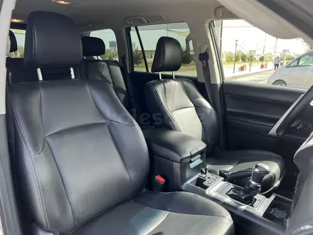 Toyota Land Cruiser Prado 2019 года за 25 000 000 тг. в Атырау – фото 10