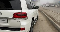 Toyota Land Cruiser 2015 года за 29 800 000 тг. в Алматы – фото 5