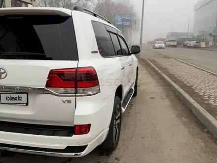 Toyota Land Cruiser 2015 года за 29 800 000 тг. в Алматы – фото 5