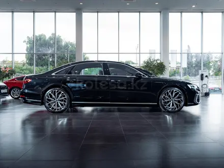Audi A8 2026 года за 82 770 000 тг. в Алматы – фото 5