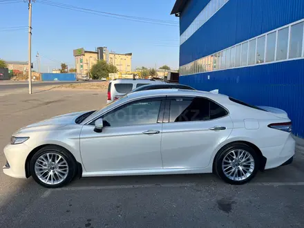 Toyota Camry 2019 года за 15 200 000 тг. в Шымкент – фото 7