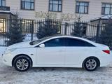 Hyundai Sonata 2013 года за 6 000 000 тг. в Уральск – фото 4