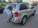 Toyota RAV4 2004 года за 4 900 000 тг. в Шымкент – фото 2