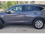 Honda CR-V 2016 года за 8 000 000 тг. в Актобе – фото 4