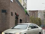 Toyota Camry 2005 годаүшін3 990 000 тг. в Караганда – фото 2