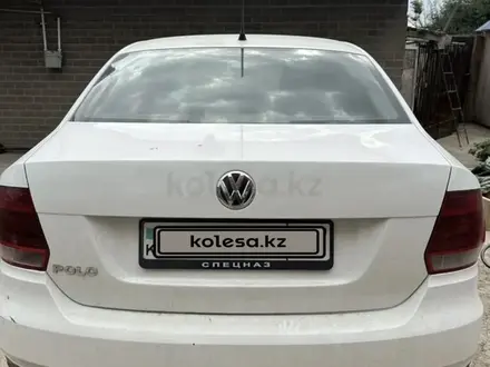 Volkswagen Polo 2015 года за 4 600 000 тг. в Уральск – фото 3