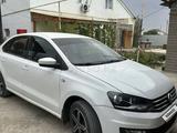 Volkswagen Polo 2015 года за 4 600 000 тг. в Уральск – фото 4