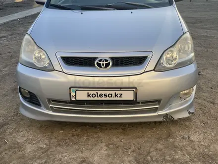 Toyota Ipsum 2004 года за 4 800 000 тг. в Атырау
