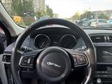 Jaguar F-Pace 2016 года за 16 500 000 тг. в Алматы – фото 2