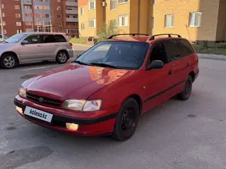 Toyota Carina E