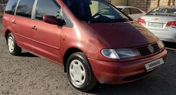 Volkswagen Sharan 1997 года за 2 300 000 тг. в Караганда – фото 2