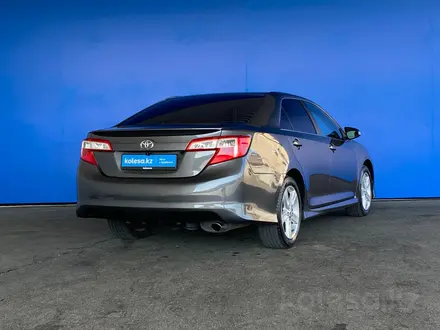 Toyota Camry 2013 года за 7 530 000 тг. в Шымкент – фото 3