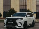 Lexus LX 570 2018 годаүшін50 000 000 тг. в Шымкент