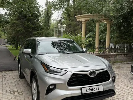 Toyota Highlander 2021 года за 22 500 000 тг. в Алматы