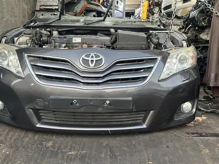 Решетка радиатора из TOYOTA CAMRY 40үшін30 000 тг. в Алматы – фото 2