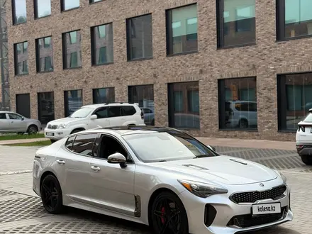 Kia Stinger 2020 года за 11 000 000 тг. в Алматы – фото 3