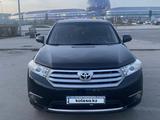 Toyota Highlander 2012 года за 11 000 000 тг. в Астана