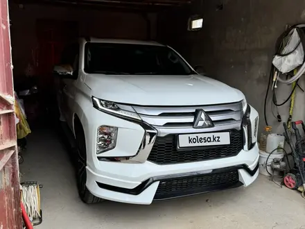 Mitsubishi Montero Sport 2023 года за 20 500 000 тг. в Атырау – фото 2