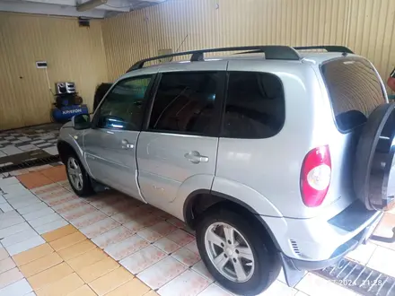 Chevrolet Niva 2015 года за 3 000 000 тг. в Аксу – фото 4