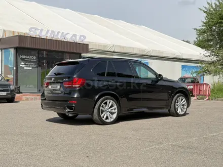 BMW X5 2018 года за 18 000 000 тг. в Алматы – фото 2