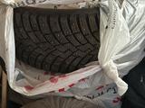 Зимние шины Pirelli Ice Zero 2 235/45 R18 XL 98Hүшін250 000 тг. в Астана