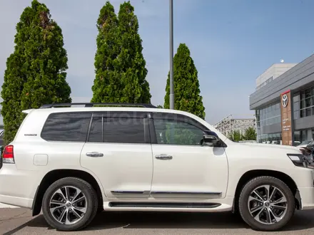 Toyota Land Cruiser 2020 года за 39 490 000 тг. в Алматы – фото 8