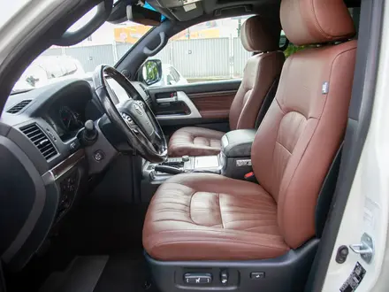 Toyota Land Cruiser 2020 года за 39 490 000 тг. в Алматы – фото 10