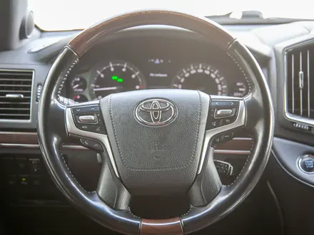 Toyota Land Cruiser 2020 года за 39 490 000 тг. в Алматы – фото 17