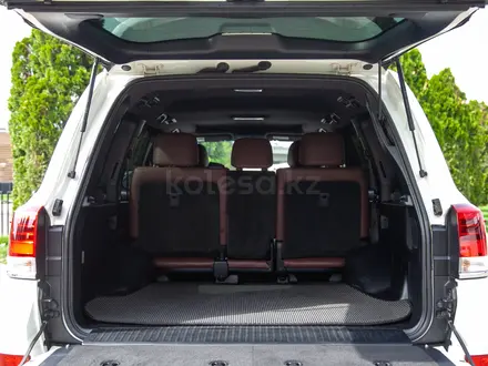 Toyota Land Cruiser 2020 года за 39 490 000 тг. в Алматы – фото 14