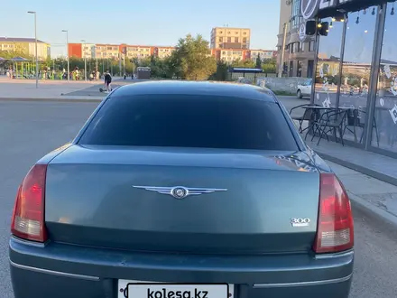 Chrysler 300C 2005 года за 3 800 000 тг. в Атырау – фото 6