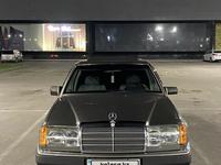 Mercedes-Benz E 200 1992 года за 2 000 000 тг. в Алматы