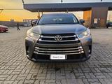Toyota Highlander 2014 года за 9 630 000 тг. в Атырау