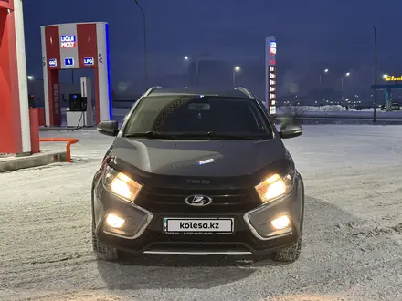 ВАЗ (Lada) Vesta SW Cross 2018 года за 5 390 000 тг. в Караганда – фото 2